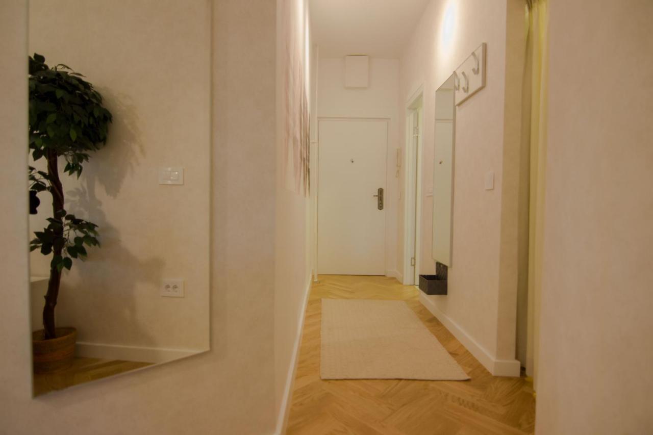 Studio Stil Appartement Belgrado Buitenkant foto